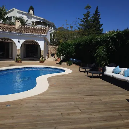 Summer Offers! Fabulous Luxury Near The Sleeps 8 Benalmádena